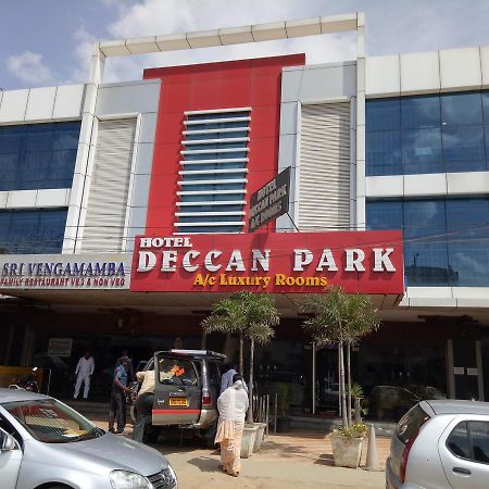 Hotel Deccan Park ハイデラバード エクステリア 写真
