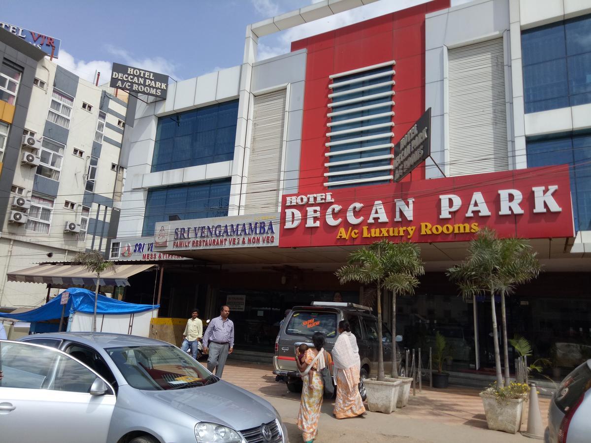 Hotel Deccan Park ハイデラバード エクステリア 写真