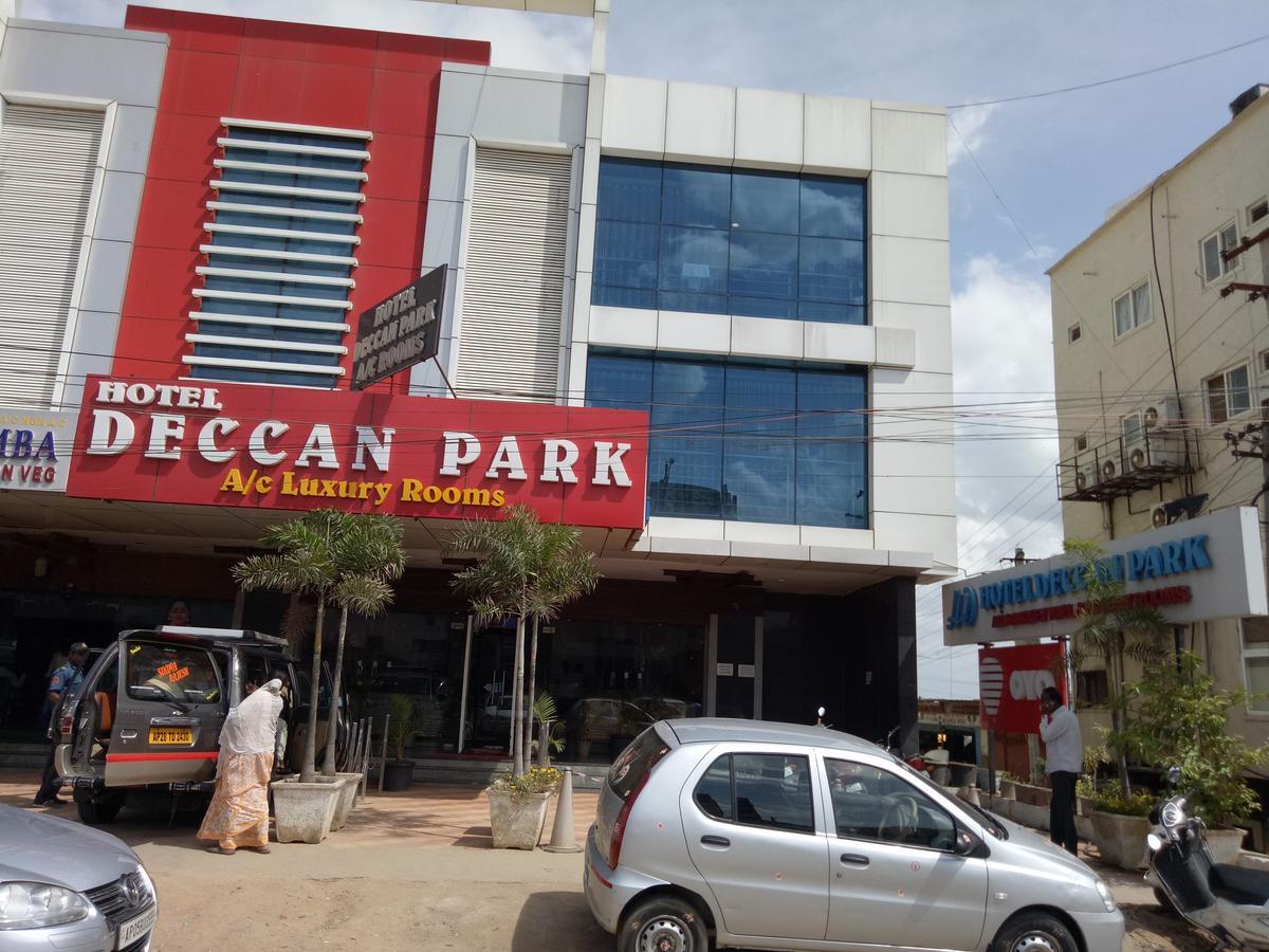 Hotel Deccan Park ハイデラバード エクステリア 写真